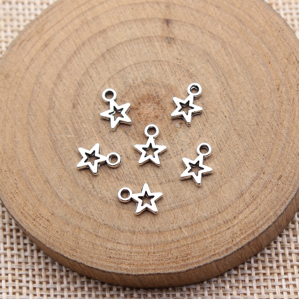 Vintage Fashion Online - 80pcs 8.5x6.2mm(0.33x0.24inch) Antique Silver Color Star