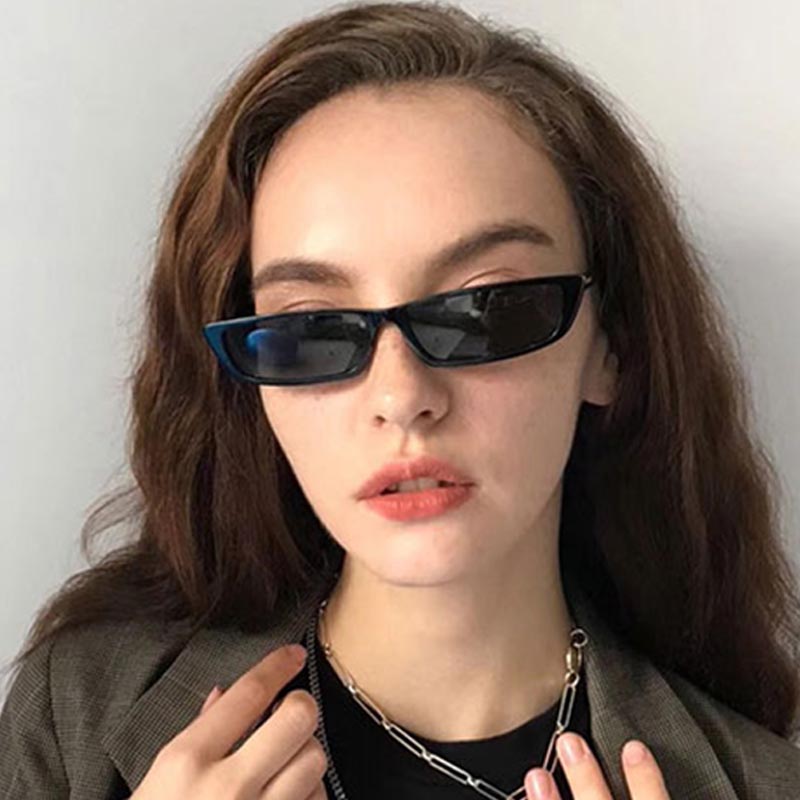 Vintage Fashion Girl - Small Rectangle Sunglasses Fashion Women Retro