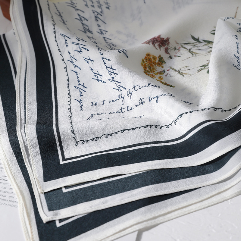 100% Mulberry Silk Scarf 65x65 - Vintage Fashion Journal ulasan dan harga
